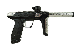 Adrenaline Luxe Idol - ทักซิโด้สีดำ Dust Black พร้อมแต่งสีเงินขัดเงา - Adrenaline